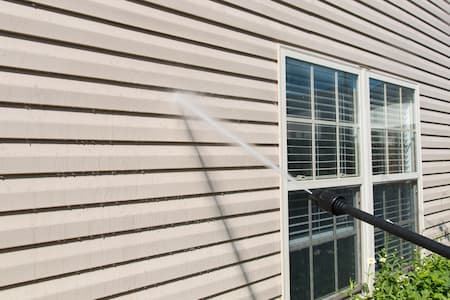 Pressurewash